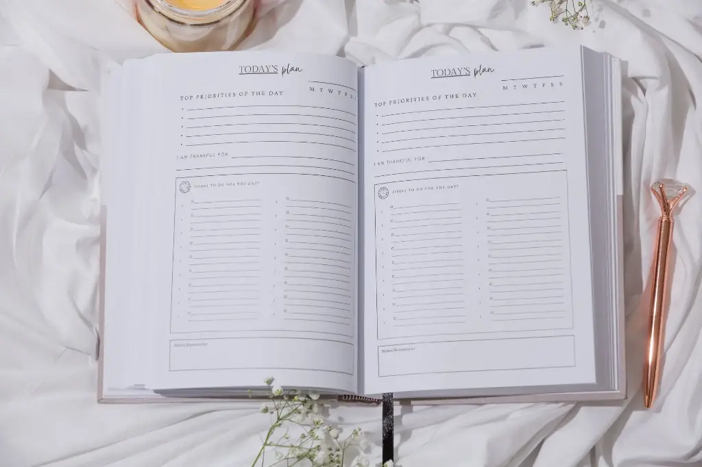 Daily Planner & Gratitude Journal